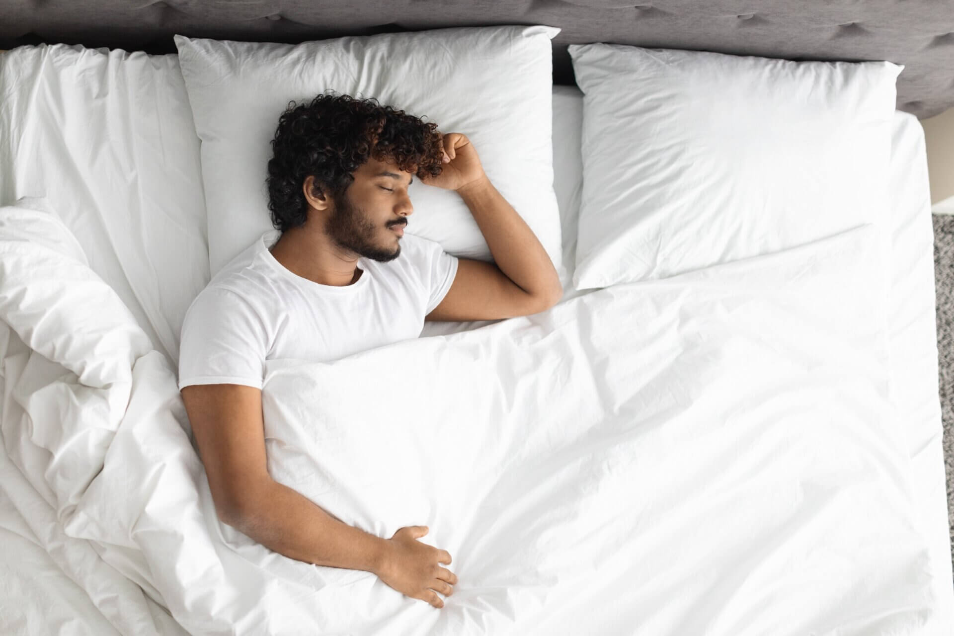 El teletrabajo afecta tu calidad de sueño, pero puedes prevenirlo