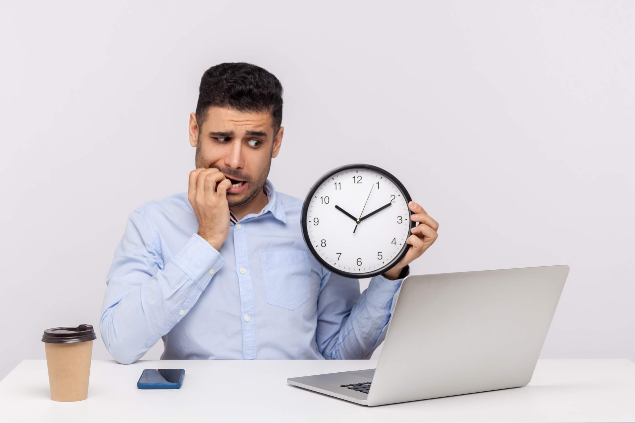 ¿Cuánto tiempo se debe dedicar a la búsqueda de empleo?