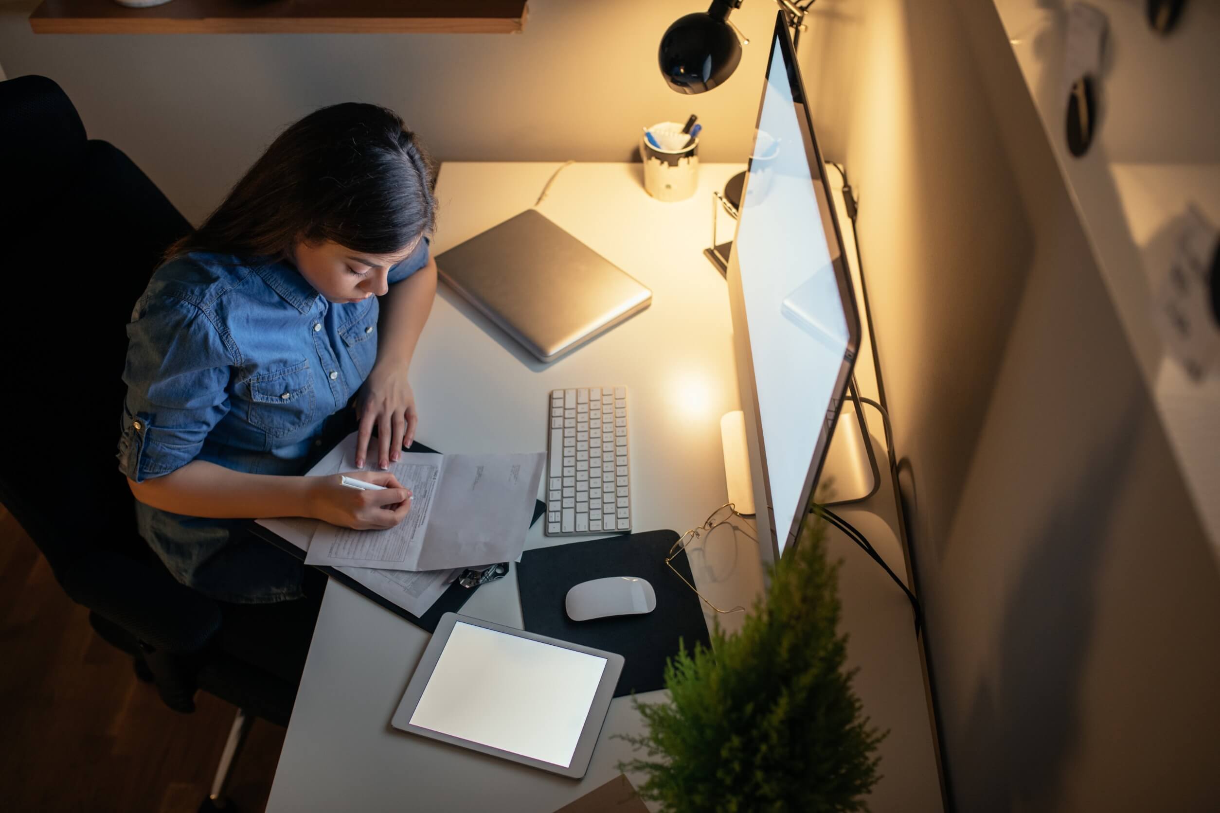 Cómo mantenerte despierto si trabajas de noche