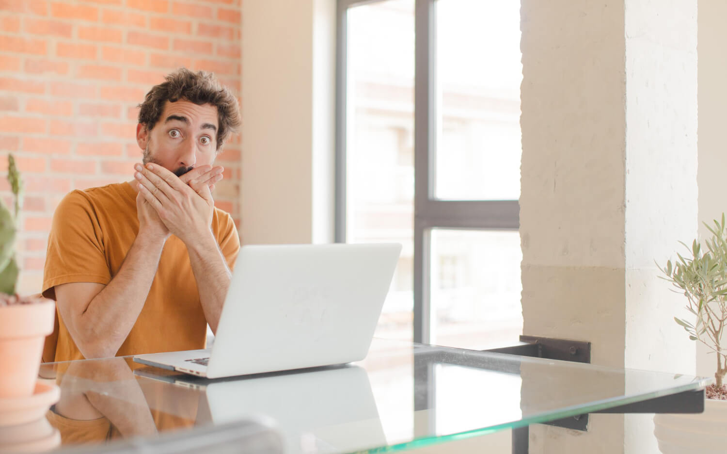 7 mentiras que sabotean tu crecimiento profesional