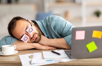 8 tips para combatir el sueño en el trabajo