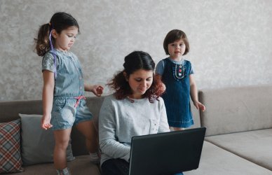 Ventajas y desventajas de trabajar desde casa si tienes hijos