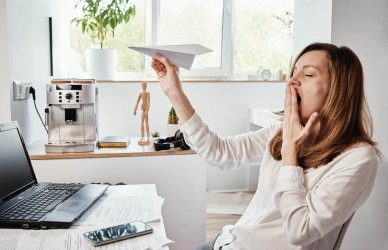 9 malos hábitos que pueden costarte tu empleo