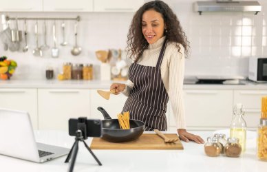 ¿Qué es el marketing de influencers y cómo usarlo si eres freelancer?